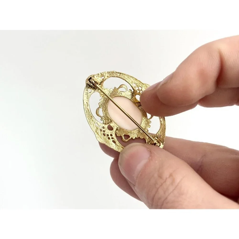 Faux Porcelain Enameled Oval Shaped Victorian Inspired Vintage Floral Brooch
